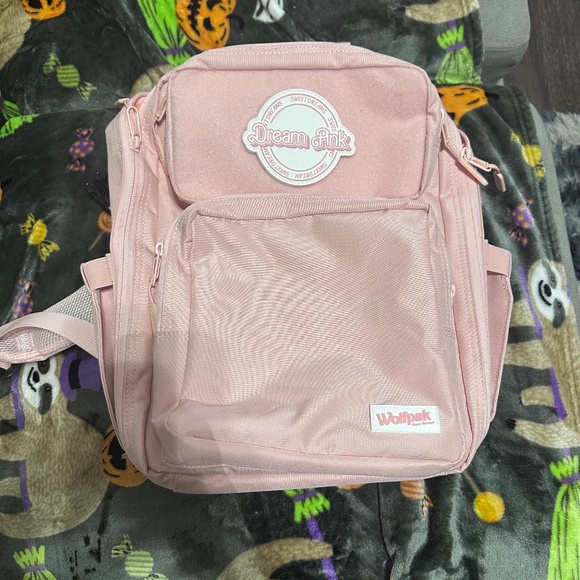 Wolfpak The Dream is Real 15l Backpack - Picture 1 of 6